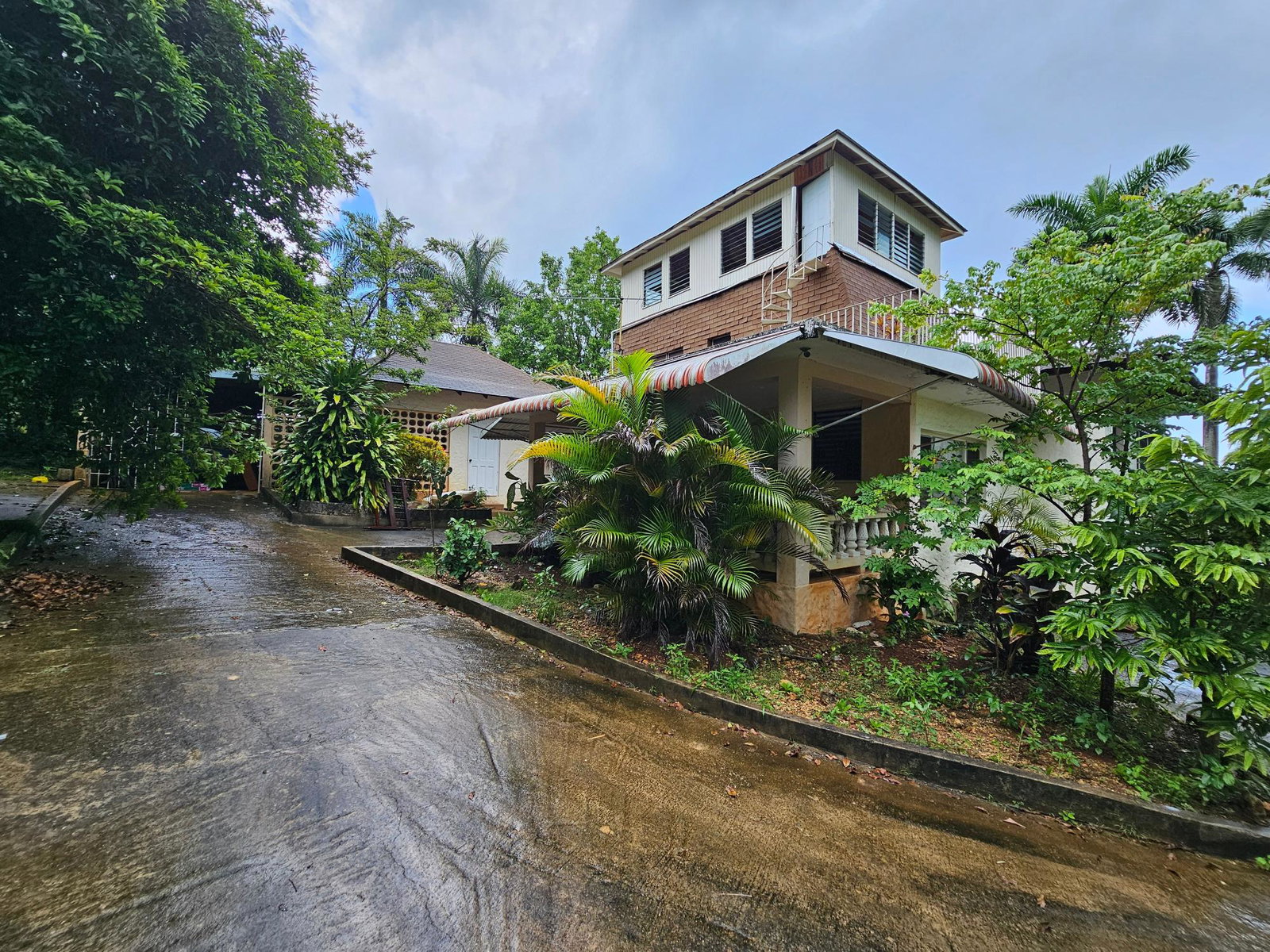 Tenth image of Unity Hall Reading St. James in Unity Hall, St. James, Jamaica - property is For Sale