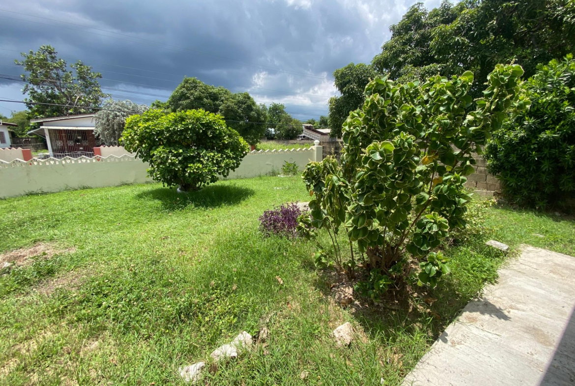 Second image of 49 Hoos Avenue in Spanish Town, St. Catherine, Jamaica - property is For Sale