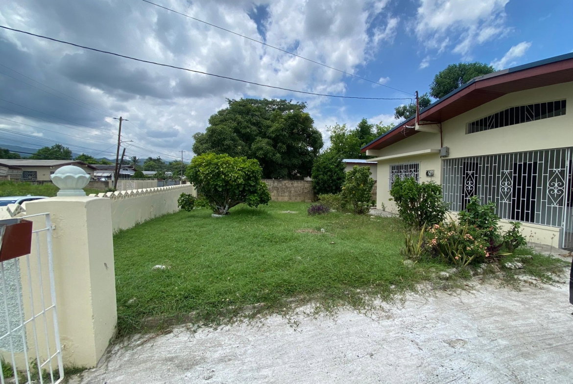 Eleventh image of 49 Hoos Avenue in Spanish Town, St. Catherine, Jamaica - property is For Sale