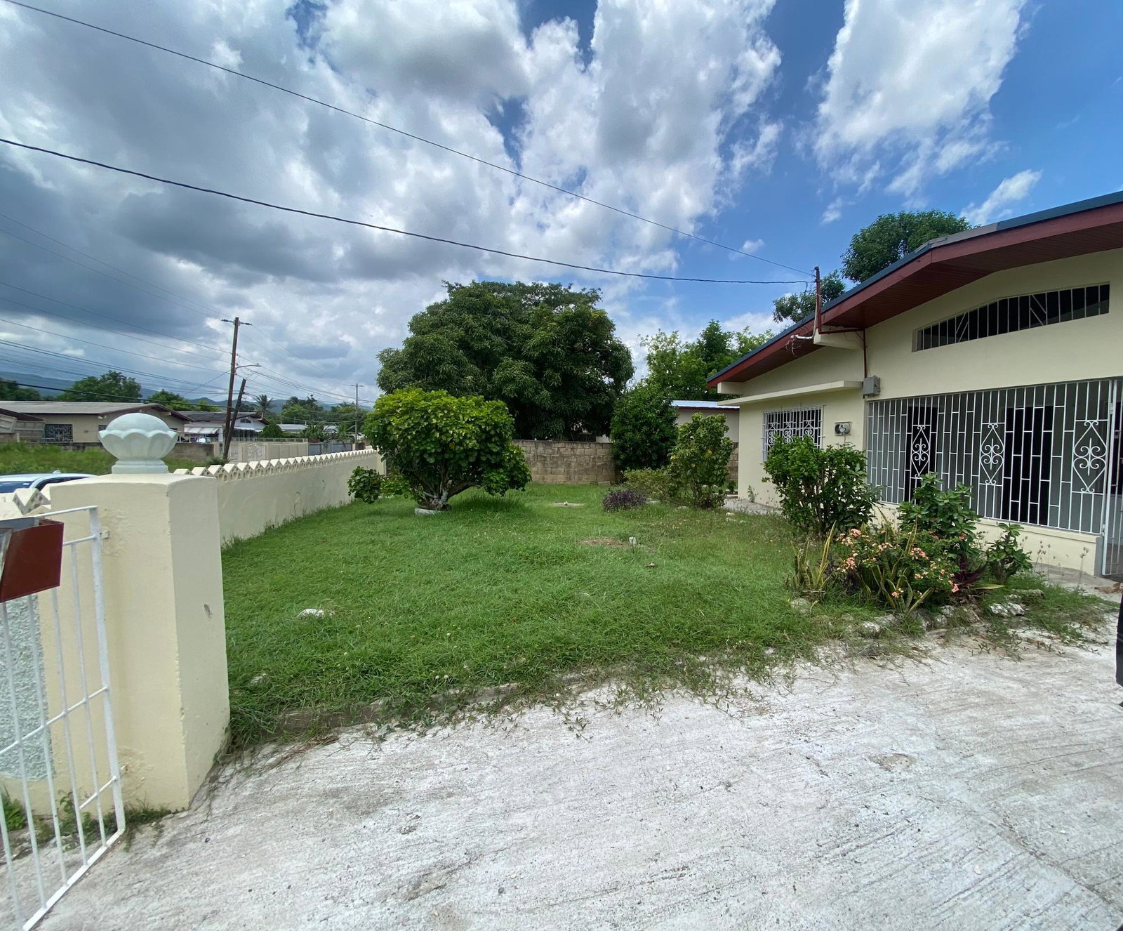 Eleventh image of 49 Hoos Avenue in Spanish Town, St. Catherine, Jamaica - property is For Sale