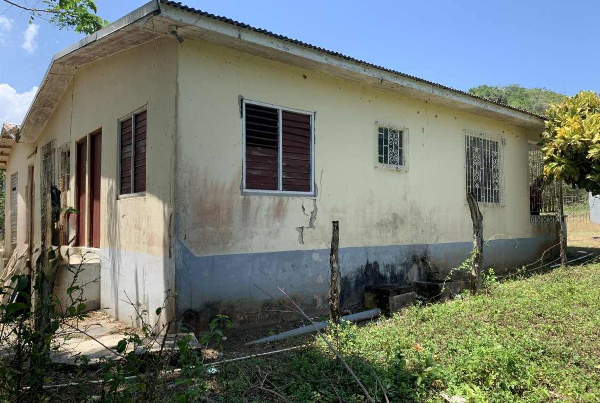 Twenty-Third image of Bunker's Hill in Bunkers Hill, Trelawny, Jamaica - property is For Sale