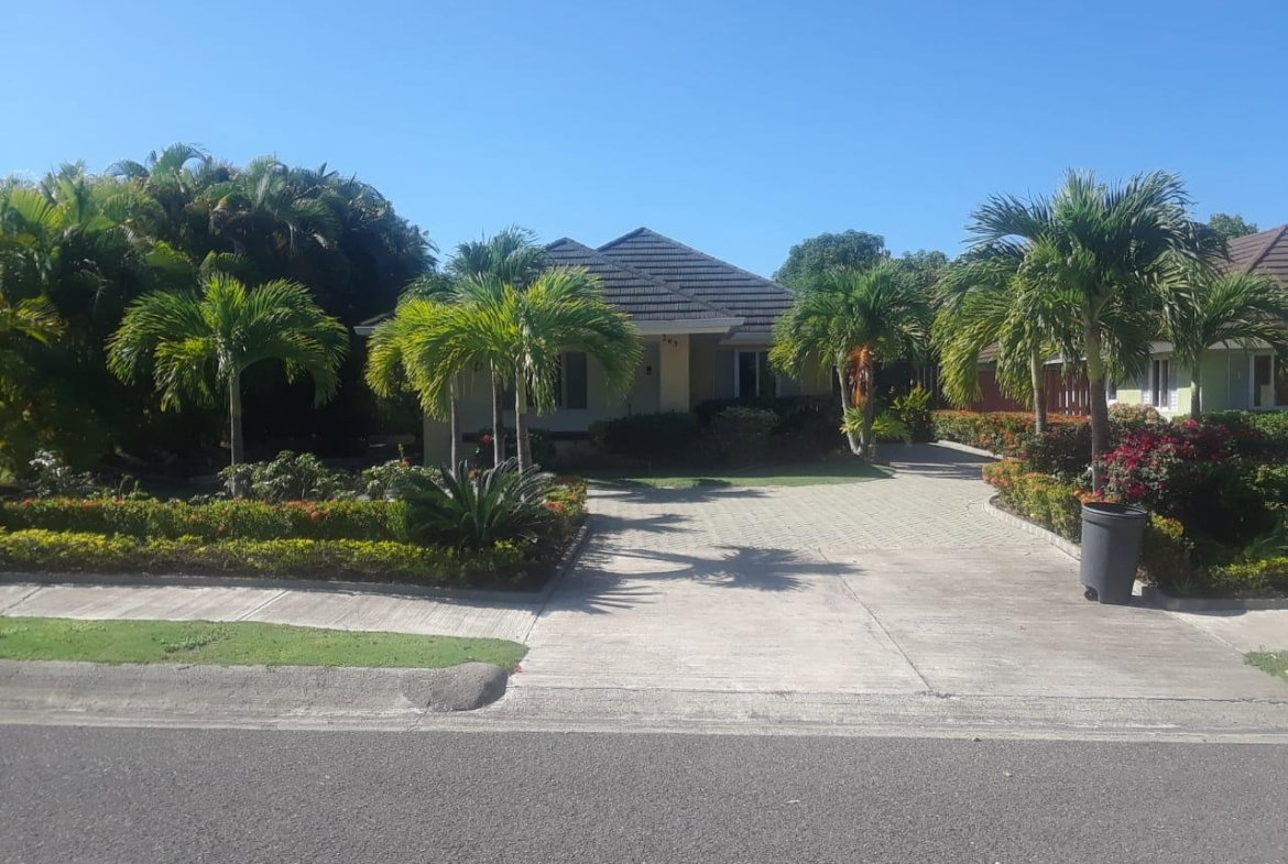 First image of 270 Orchid Avenue in Laughlands, St. Ann, Jamaica - property is For Rent