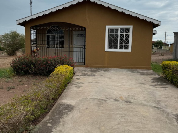 First image of 517 Mocha Avenue in Old Harbour, St. Catherine, Jamaica - property is For Sale