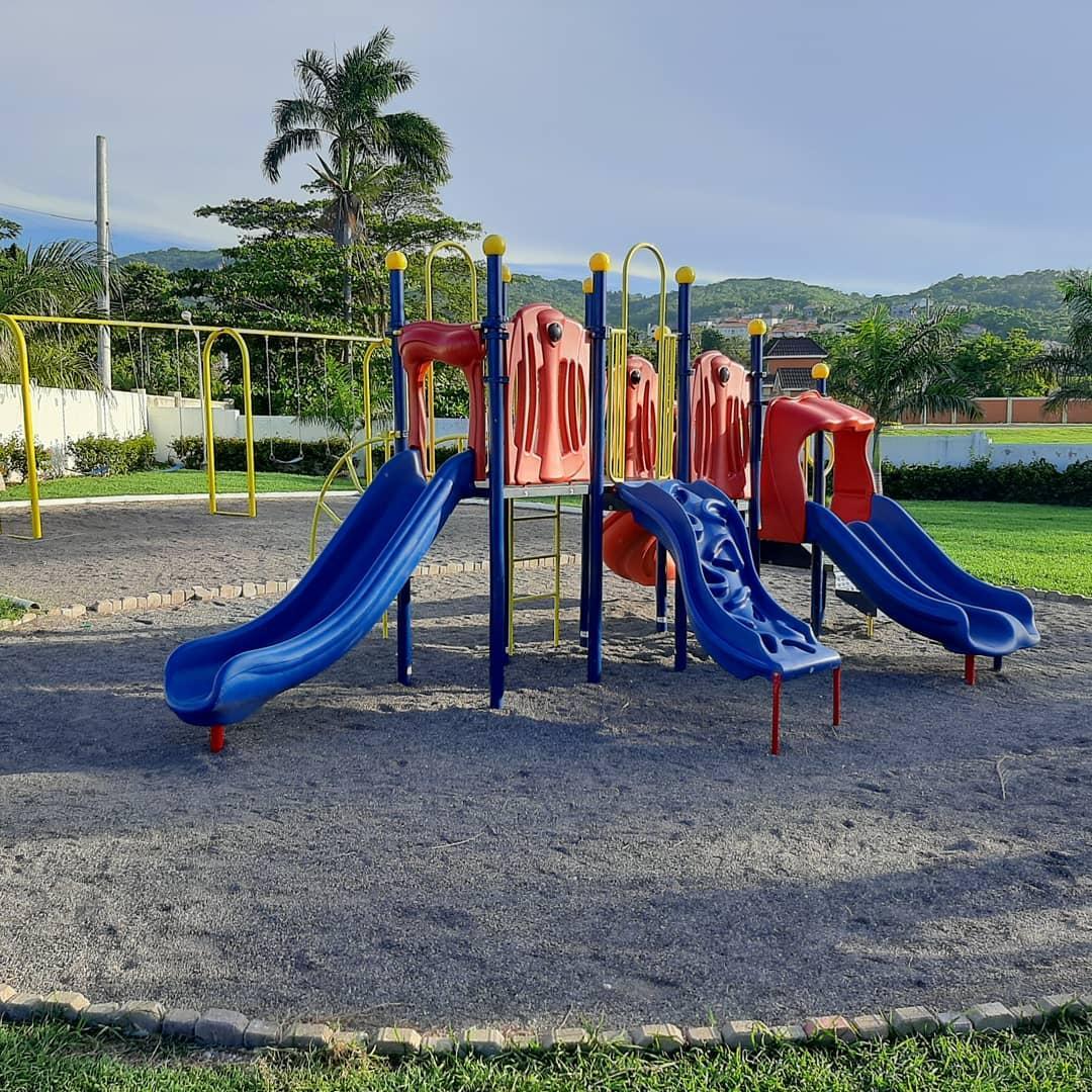 Ninth image of 240- Drax Hall Manor in Ocho Rios, St. Ann, Jamaica - property is For Rent
