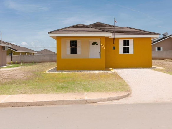 First image of Lot 425- Old Harbour, St. Catherin in Old Harbour, St. Catherine, Jamaica - property is For Rent
