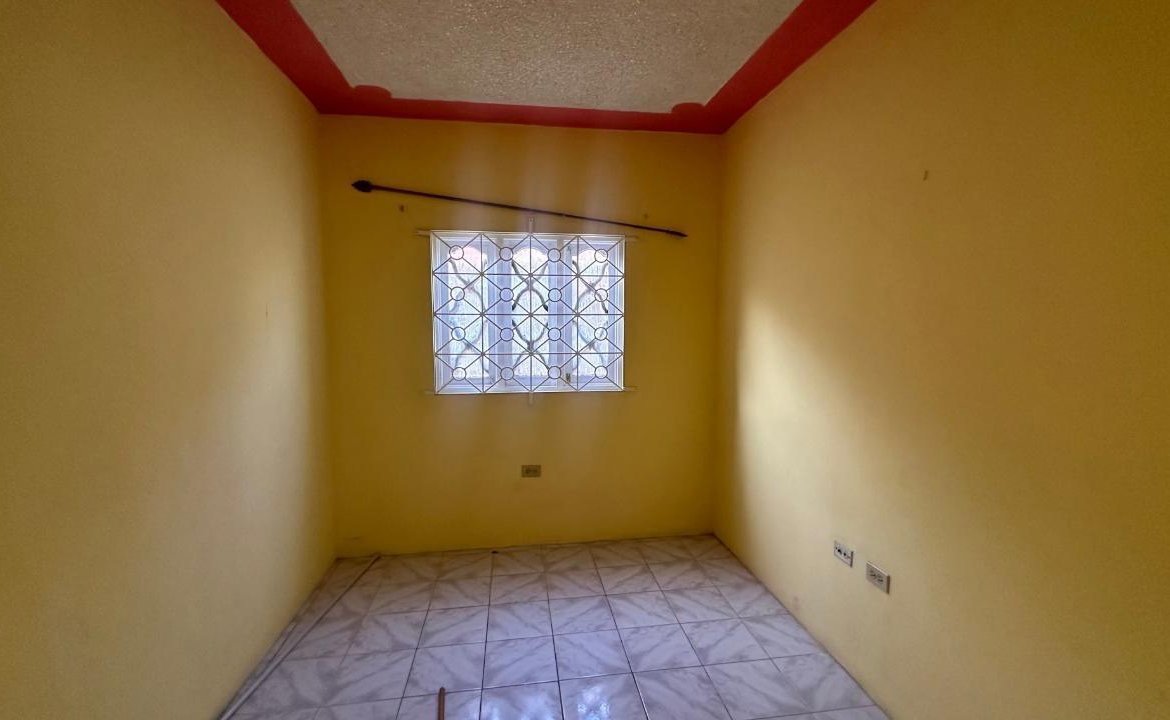Fifth image of 44 West Queens Park in Greater Portmore, St. Catherine, Jamaica - property is For Rent
