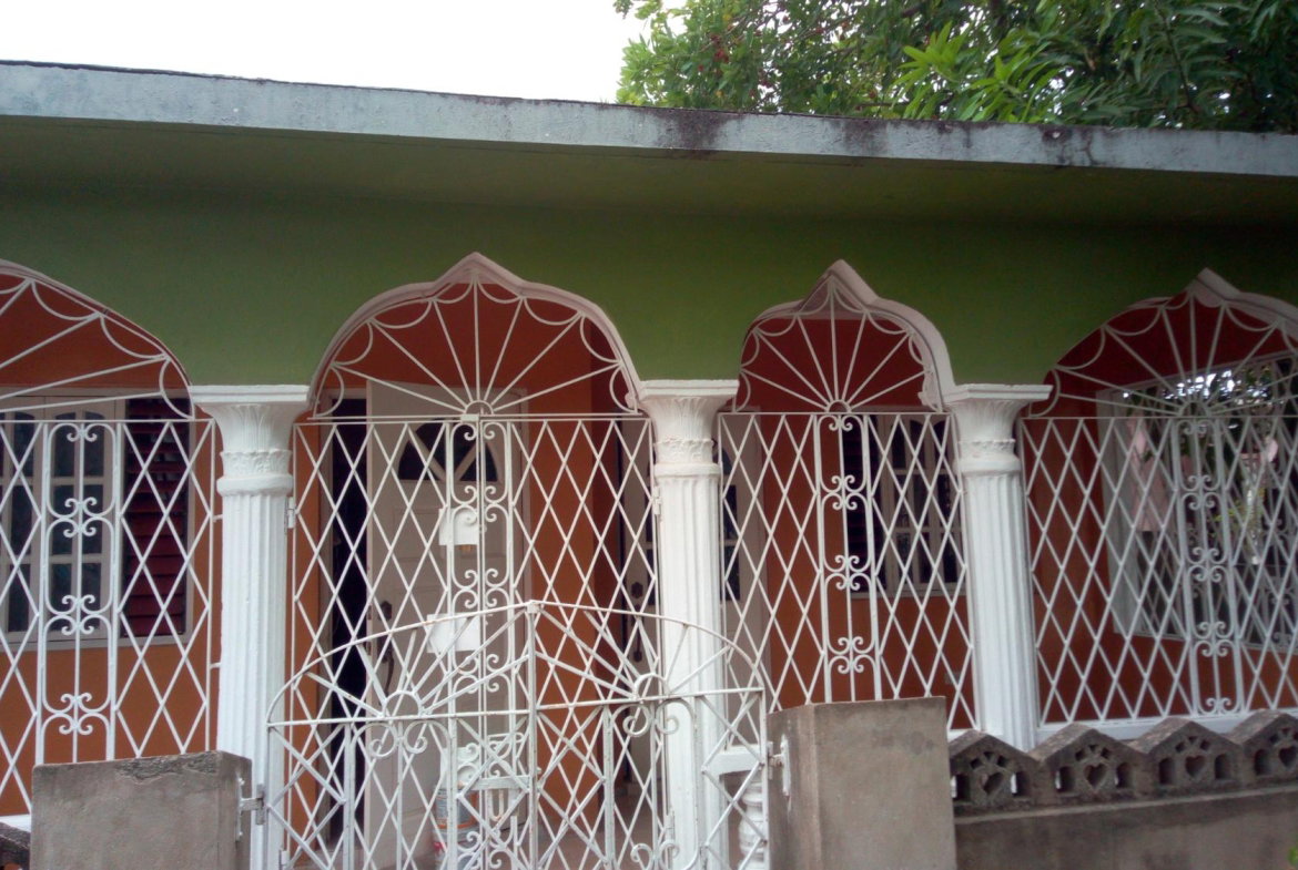 Second image of 372 Queens Park in Greater Portmore, St. Catherine, Jamaica - property is For Sale