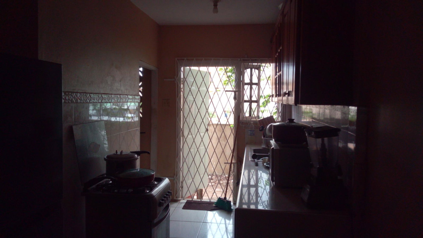 Eleventh image of 372 Queens Park in Greater Portmore, St. Catherine, Jamaica - property is For Sale