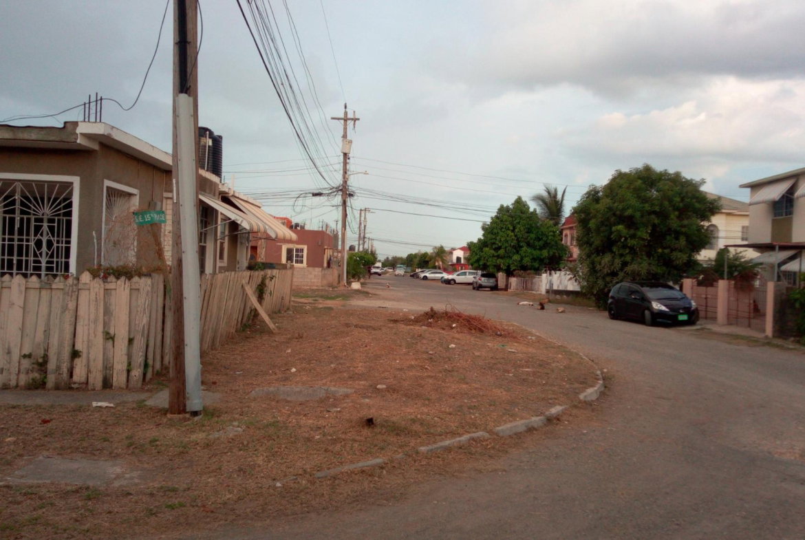 Twentieth image of 372 Queens Park in Greater Portmore, St. Catherine, Jamaica - property is For Sale