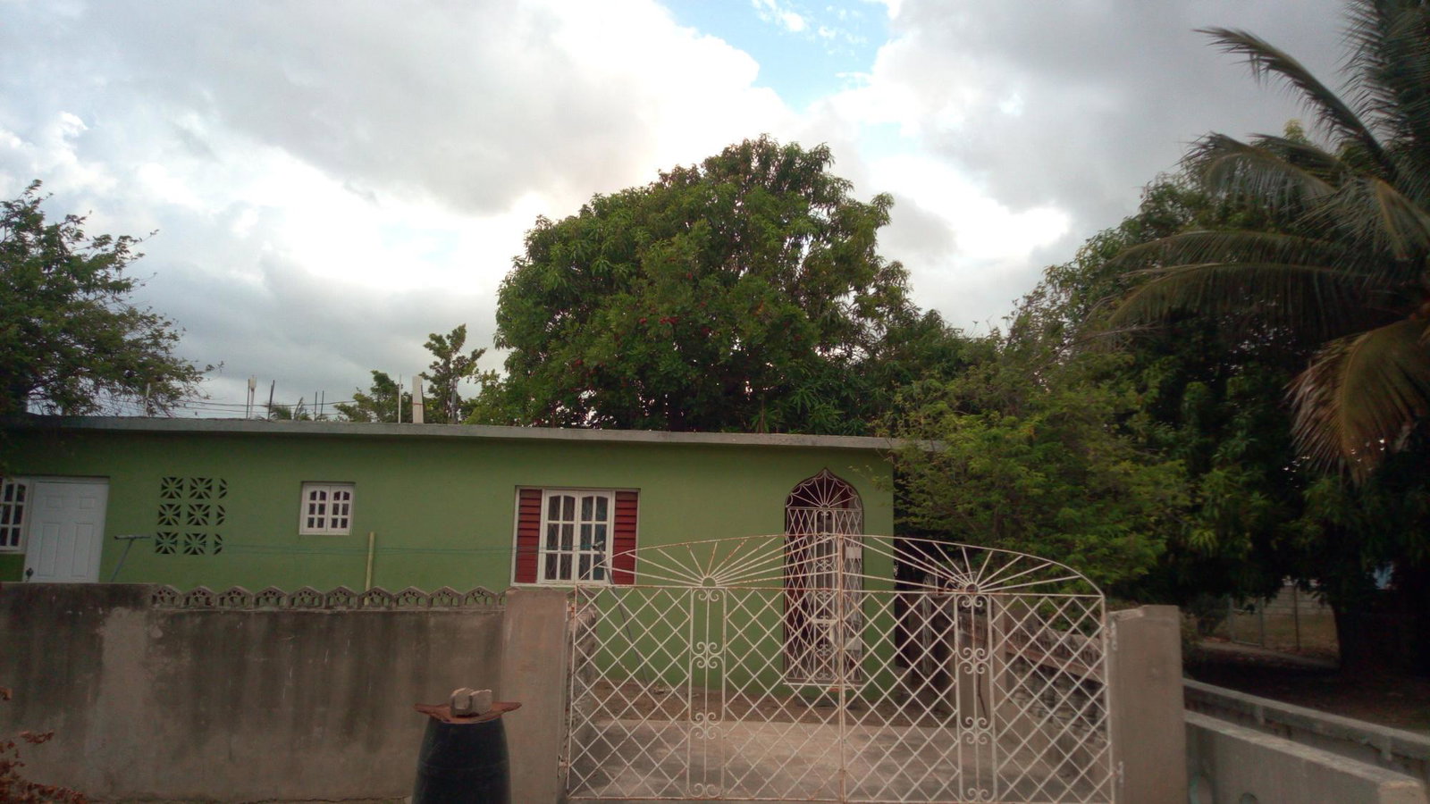 First image of 372 Queens Park in Greater Portmore, St. Catherine, Jamaica - property is For Sale