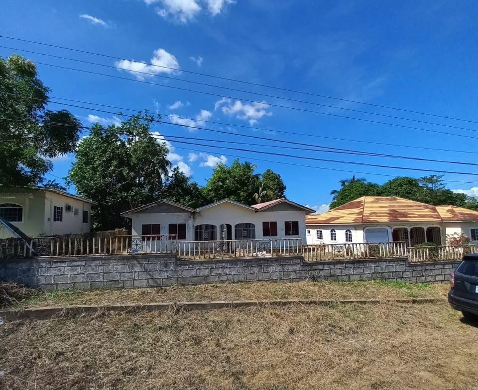 Second image of 21 Orlando Crescent in Santa Cruz, St. Elizabeth, Jamaica - property is For Sale