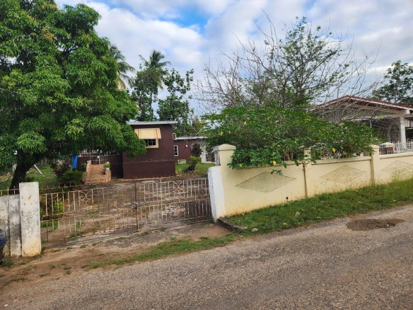 First image of 4 Oliver Place, May Pen in May Pen, Clarendon, Jamaica - property is For Sale