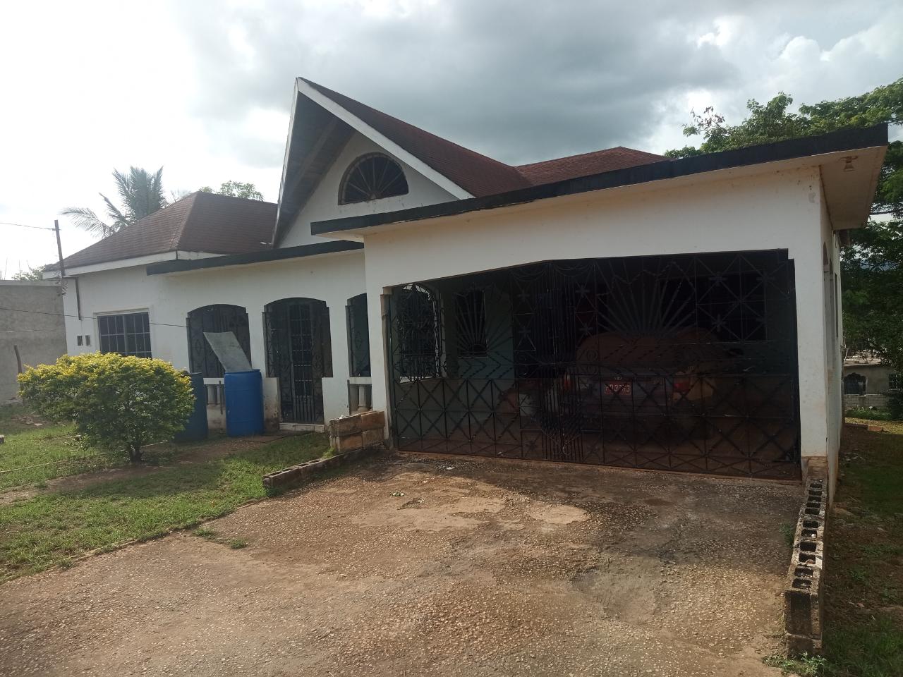 Second image of Vaz Delight in KITSON TOWN, St. Catherine, Jamaica - property is For Sale