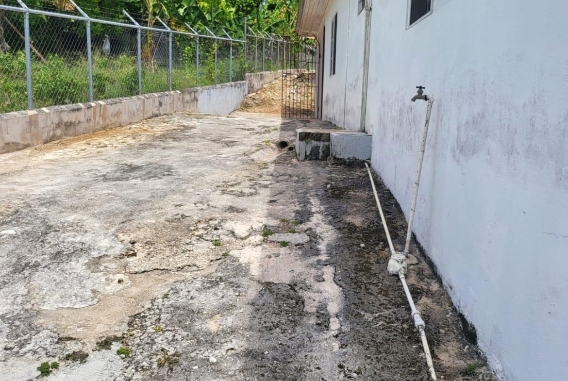 Twenty-Third image of Three Chains in Mandeville, Manchester, Jamaica - property is For Sale