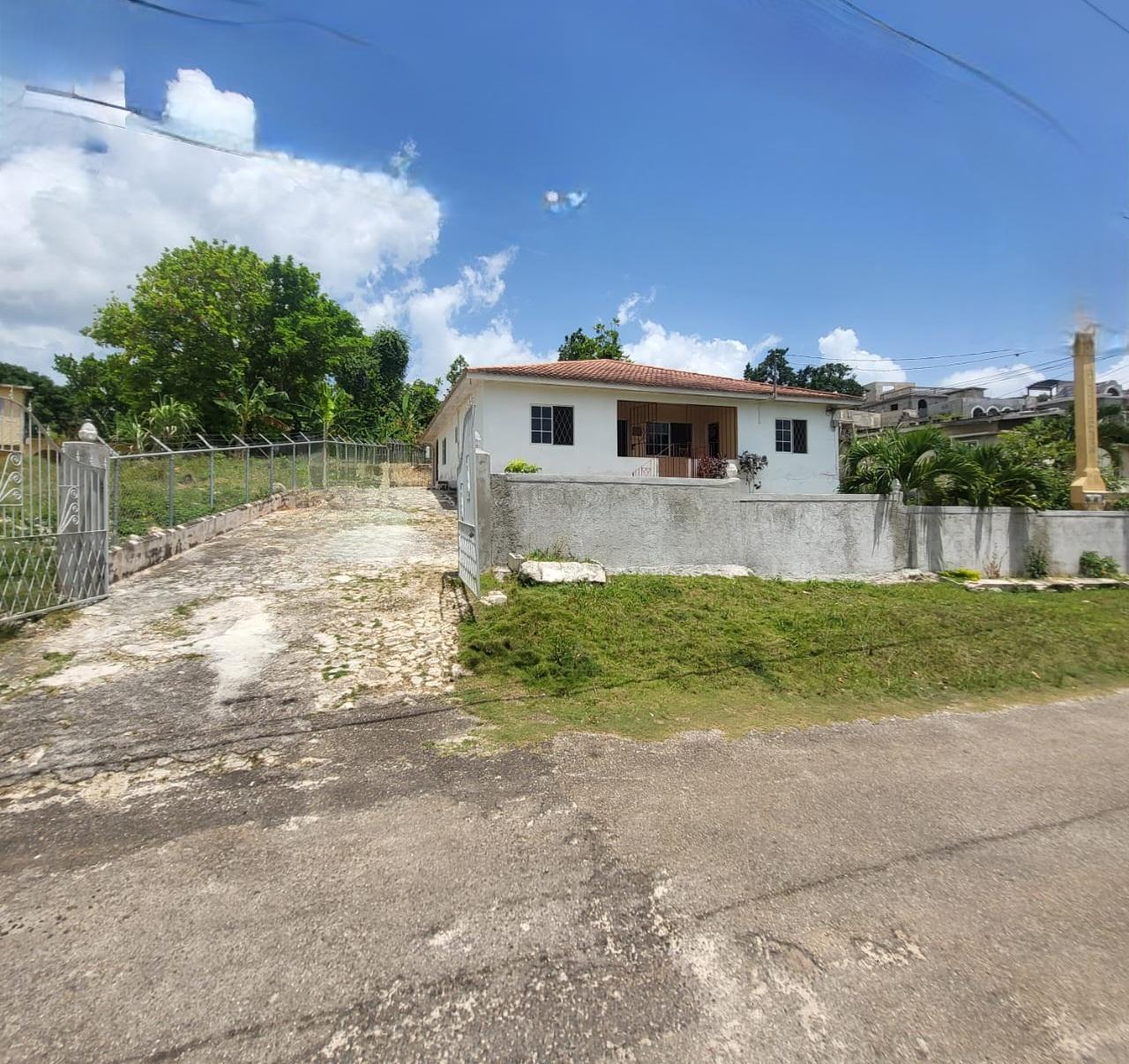 Twenty-Ninth image of Three Chains in Mandeville, Manchester, Jamaica - property is For Sale