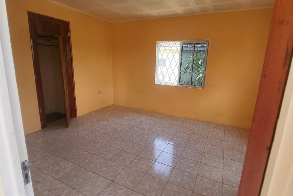 Seventh image of Three Chains in Mandeville, Manchester, Jamaica - property is For Sale