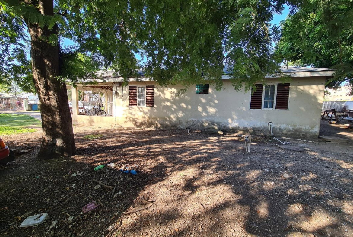 Seventh image of 12 Federal Road in Spanish Town, St. Catherine, Jamaica - property is For Sale