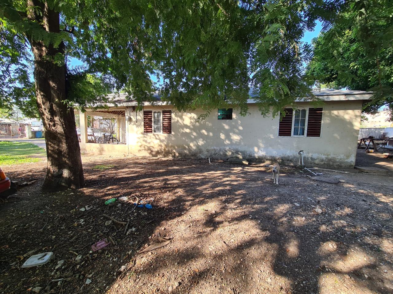 Charming-Multi-Family-Home-for-Sale-in-Sydenham-St.-Catherine Seventh image of 12 Federal Road in Spanish Town, St. Catherine, Jamaica - property is For Sale