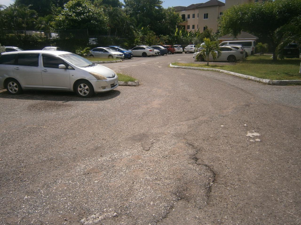 Seventh image of 73 E-13 Merrivale Close in Kingston 8, St. Andrew, Jamaica - property is For Rent