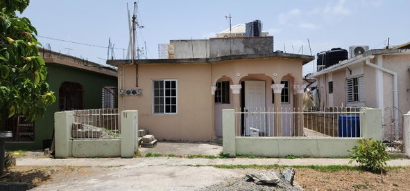 Second image of 11 East Queen Park in Greater Portmore, St. Catherine, Jamaica - property is For Sale