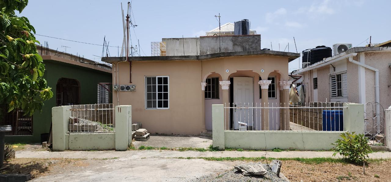 Twelfth image of 11 East Queen Park in Greater Portmore, St. Catherine, Jamaica - property is For Sale