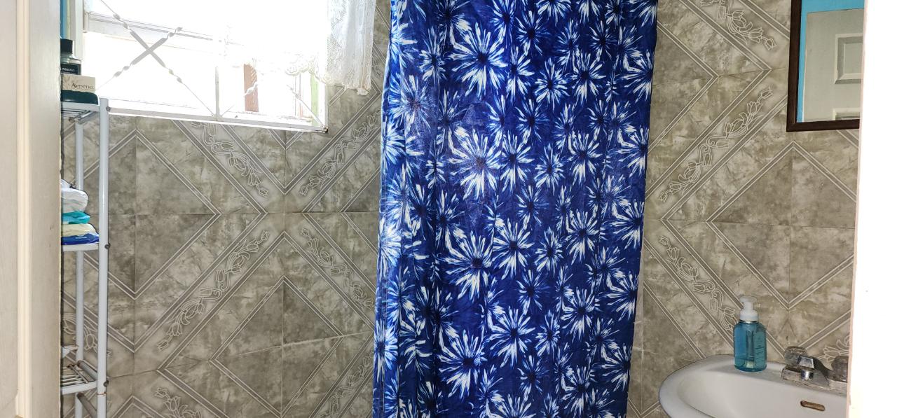 Eighth image of 11 East Queen Park in Greater Portmore, St. Catherine, Jamaica - property is For Sale