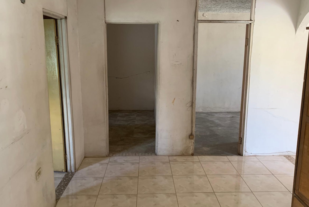 Eleventh image of 5 Sciroco Avenue in Caymanas Gardens, St. Catherine, Jamaica - property is For Sale