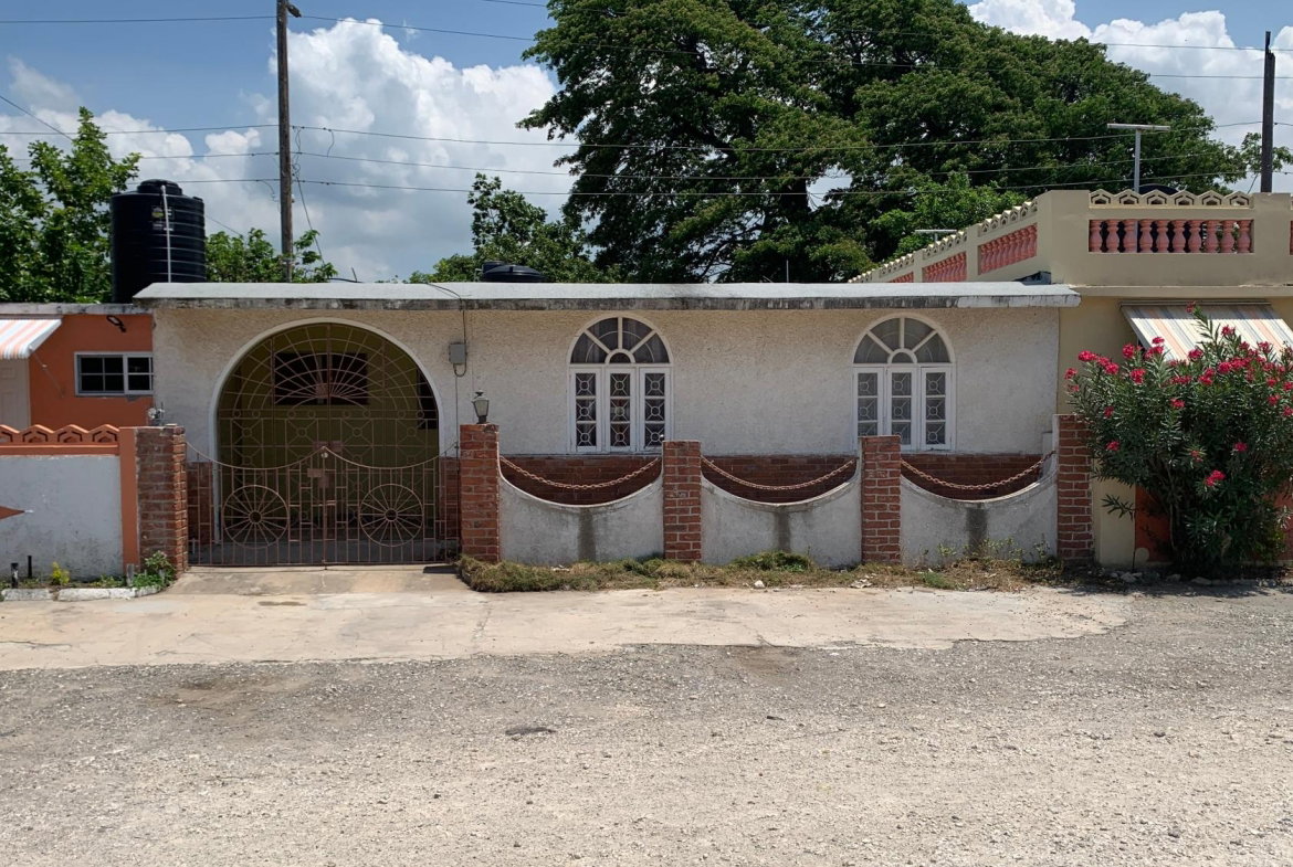 First image of 5 Sciroco Avenue in Caymanas Gardens, St. Catherine, Jamaica - property is For Sale