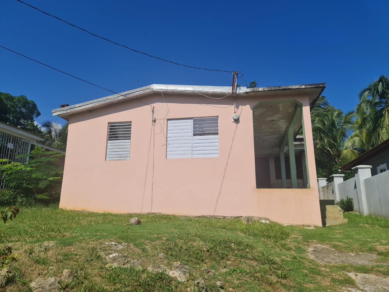 Charming-Single-Storey-House-for-Sale-in-St.-Elizabeth-Jamaica Second image of 111 Hummingbird Close, Jerusa in Santa Cruz, St. Elizabeth, Jamaica - property is For Sale