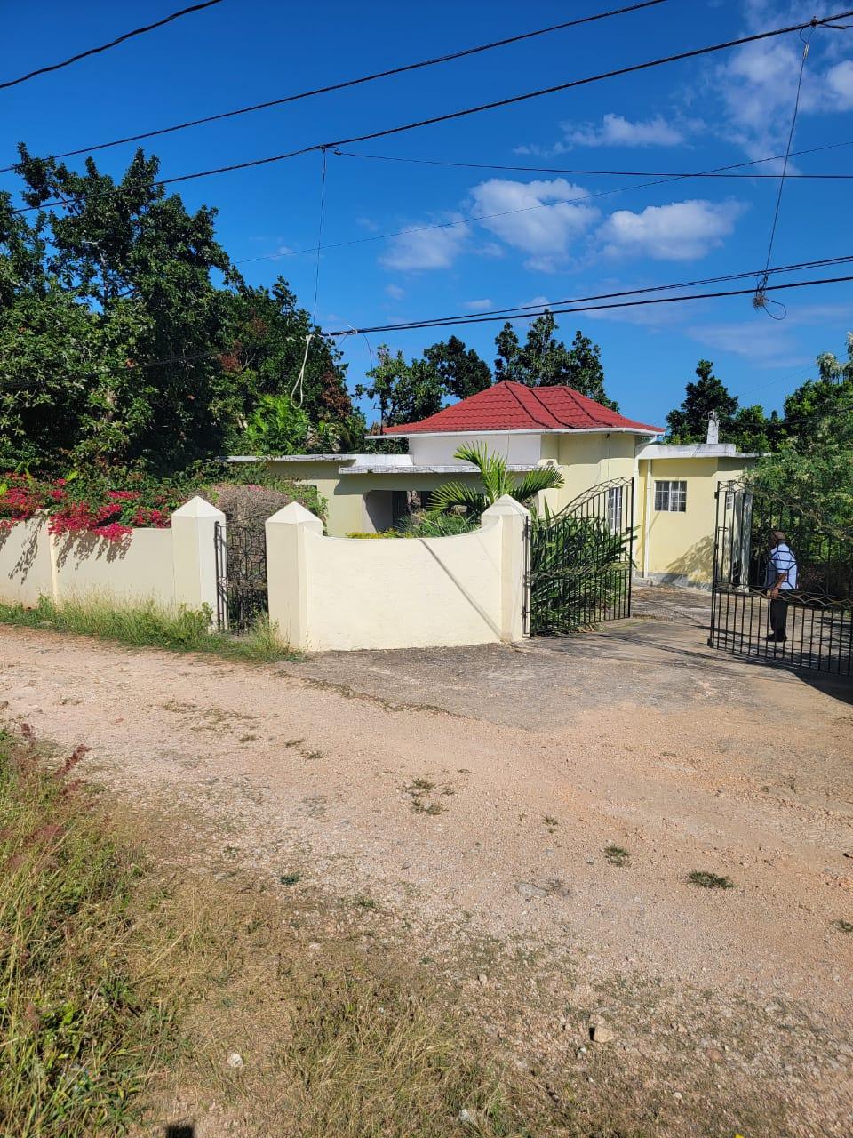 Second image of Kettering,duncans, Trelaw in Duncans, Trelawny, Jamaica - property is For Sale
