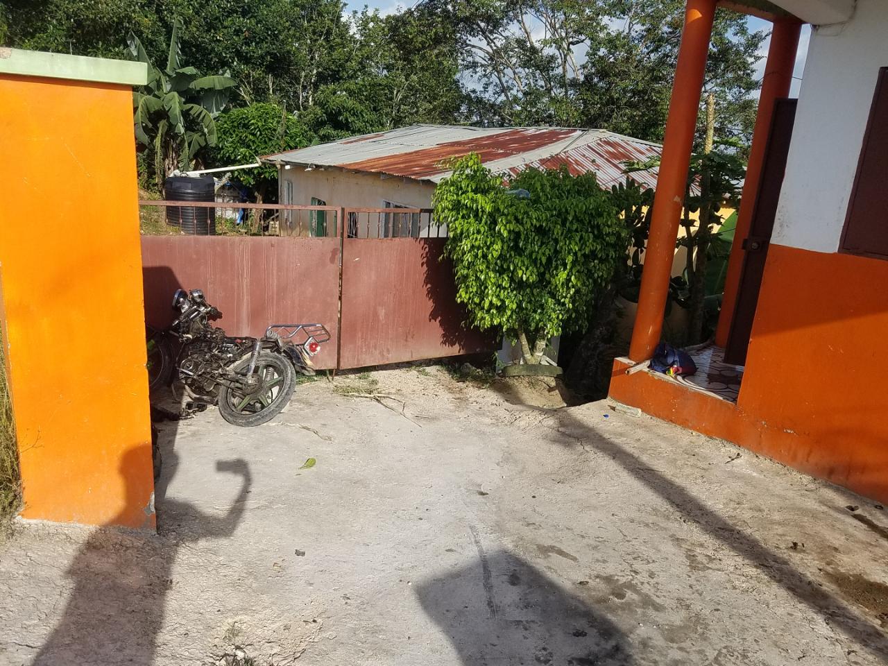 Charming-Split-Level-Home-with-Land-for-Sale-in-Coleyville-Jamaica Third image of Coleyville in Coleyville, Manchester, Jamaica - property is For Sale
