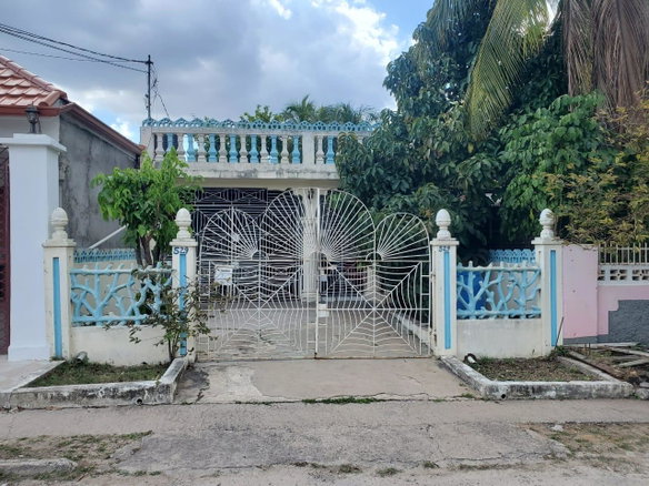 First image of 529 Copper Close in May Pen, Clarendon, Jamaica - property is For Sale