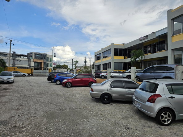 Thirteenth image of 24-121 1/2 Constant Spring Road in CONSTANT SPRING, St. Andrew, Jamaica - property is For Sale