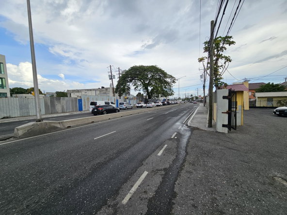 Fourteenth image of 24-121 1/2 Constant Spring Road in CONSTANT SPRING, St. Andrew, Jamaica - property is For Sale