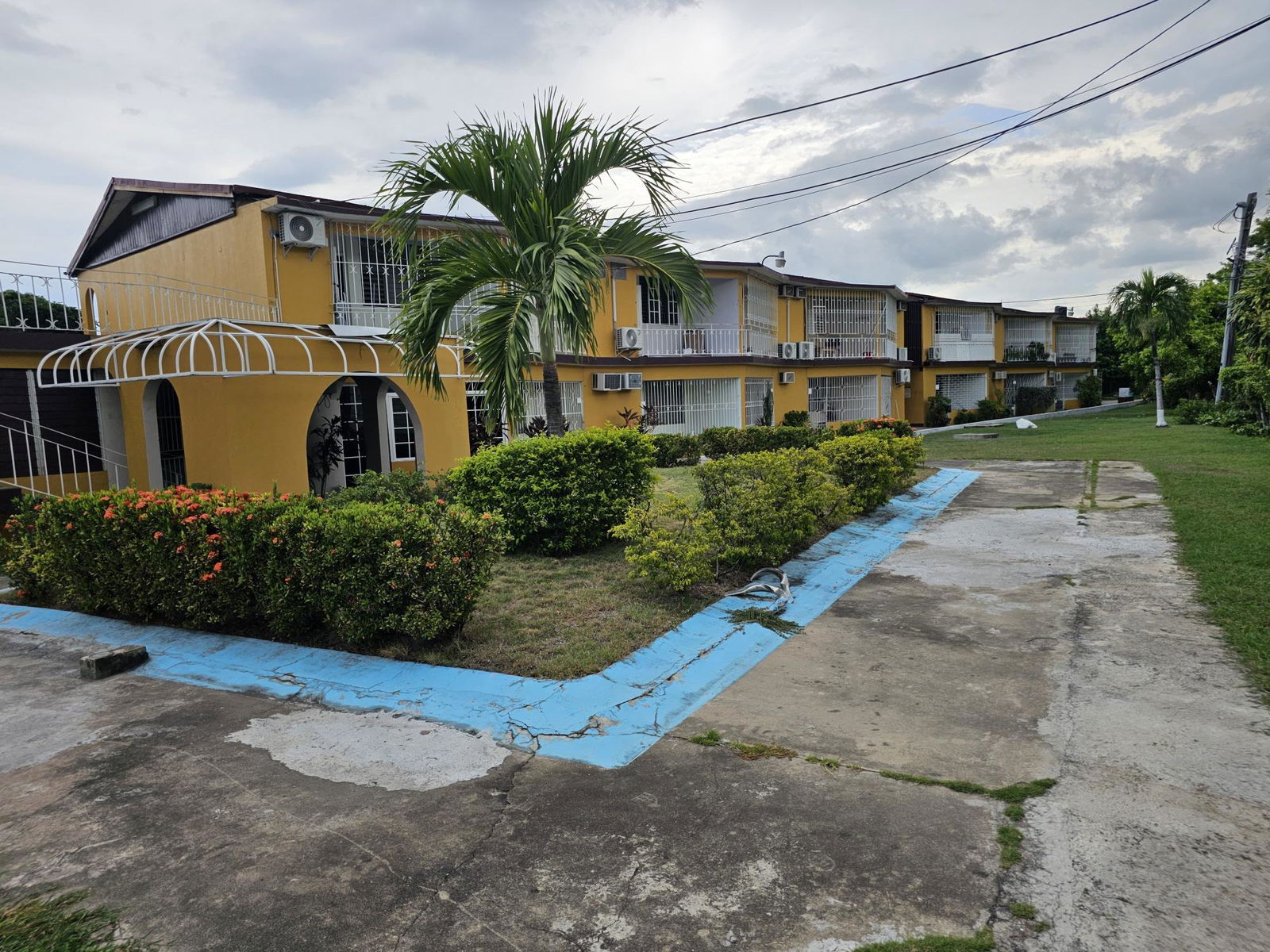 Third image of 24-121 1/2 Constant Spring Road in CONSTANT SPRING, St. Andrew, Jamaica - property is For Sale