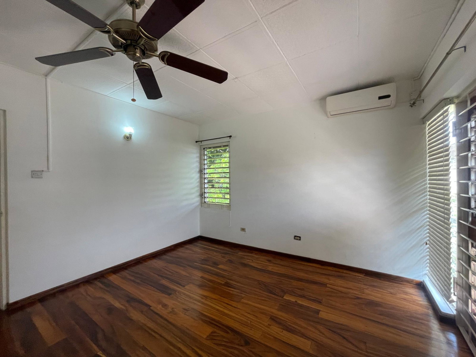 Charming-Townhome-for-Rent-in-St.-Andrew-Jamaica Nineteenth image of Hillman Road in Kingston 8, St. Andrew, Jamaica - property is For Rent