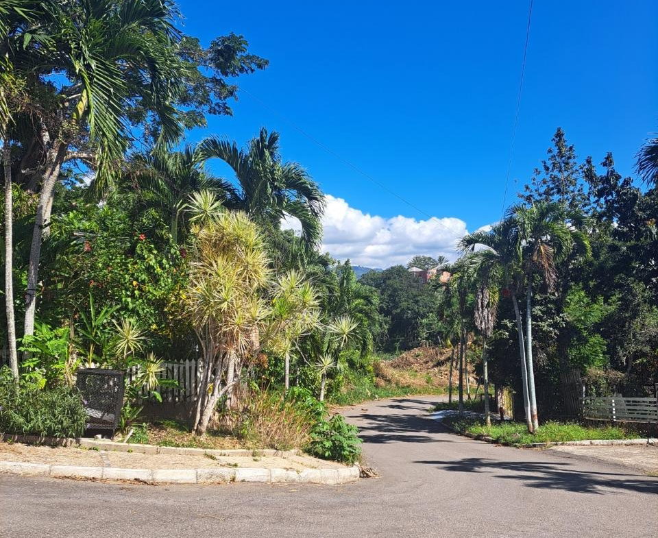 Eighteenth image of 13 Armour Close in Kingston 9, St. Andrew, Jamaica - property is For Rent