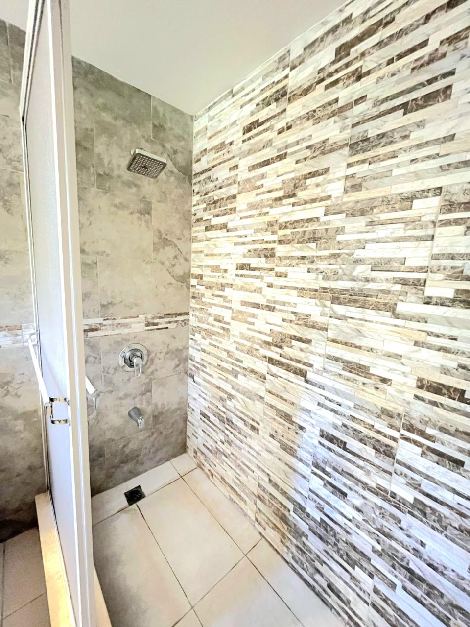 Fifteenth image of Davis Ave in Montego Heights, St. James, Jamaica - property is For Rent