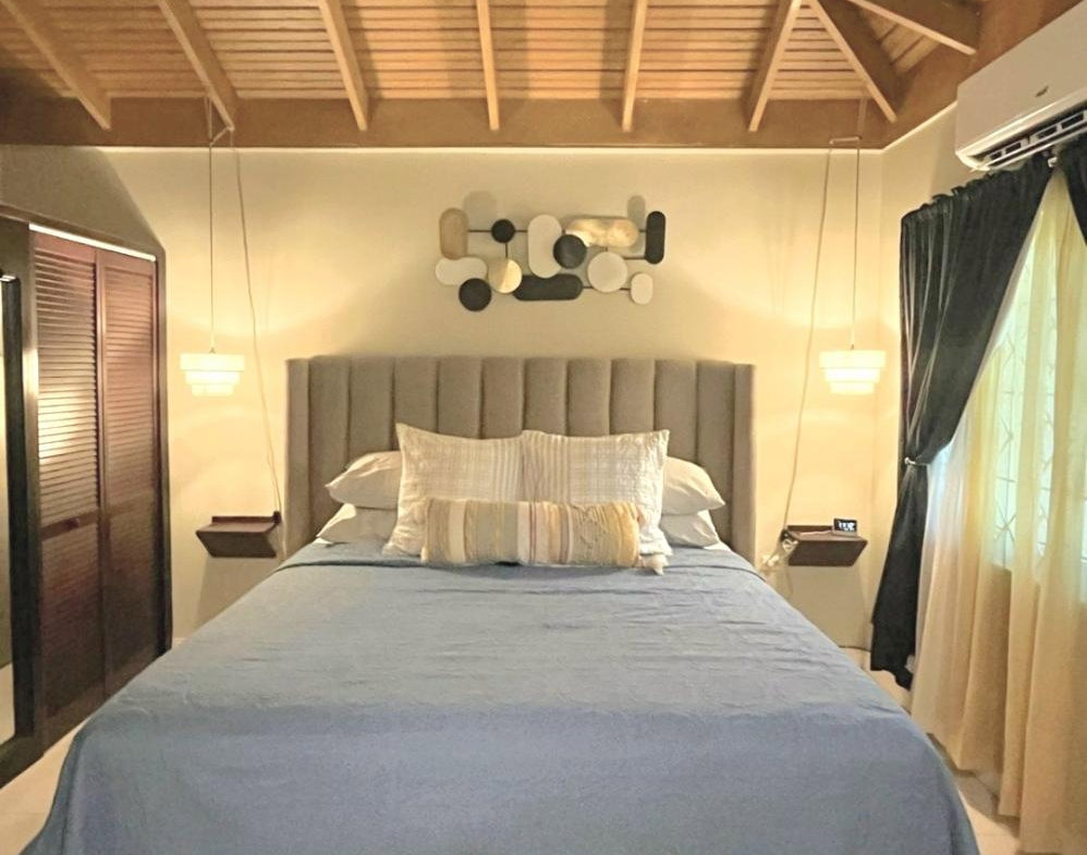 Sixteenth image of Davis Ave in Montego Heights, St. James, Jamaica - property is For Rent