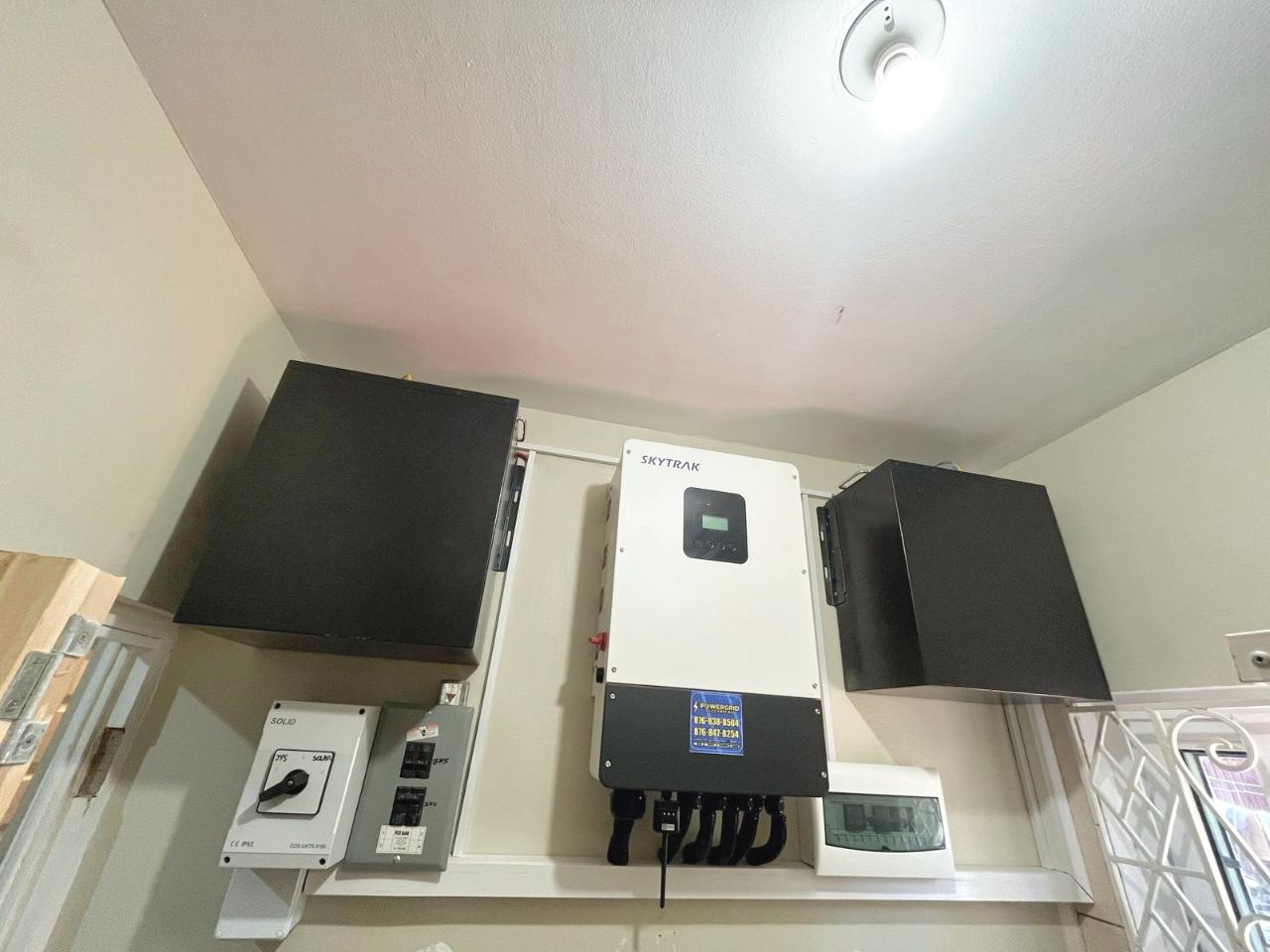 Seventh image of Davis Ave in Montego Heights, St. James, Jamaica - property is For Rent