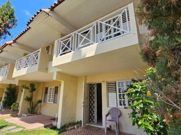 First image of 4-2 Devon Road in Kingston 10, St. Andrew, Jamaica - property is For Sale