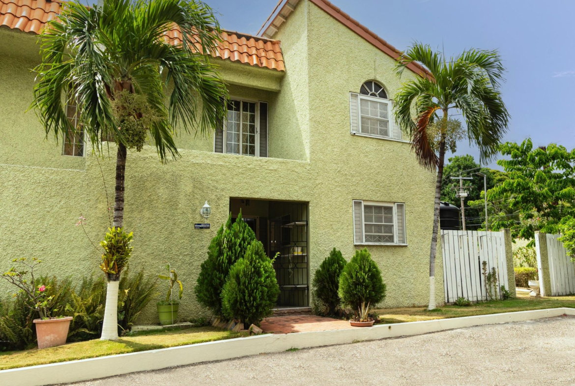 Thirteenth image of Unit 10-73 Shortwood Road in KINGSTON, Kingston, Jamaica - property is For Sale