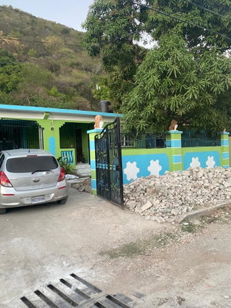 First image of 47 Bunyan Crest in Duhaney Park, St. Andrew, Jamaica - property is For Sale