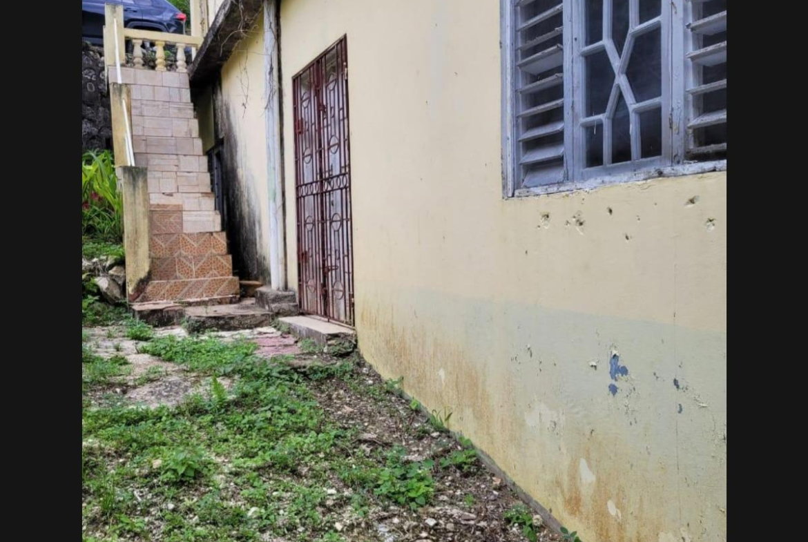 Second image of Brothers Retreat, 8702 in GARLANDS, St. James, Jamaica - property is For Sale