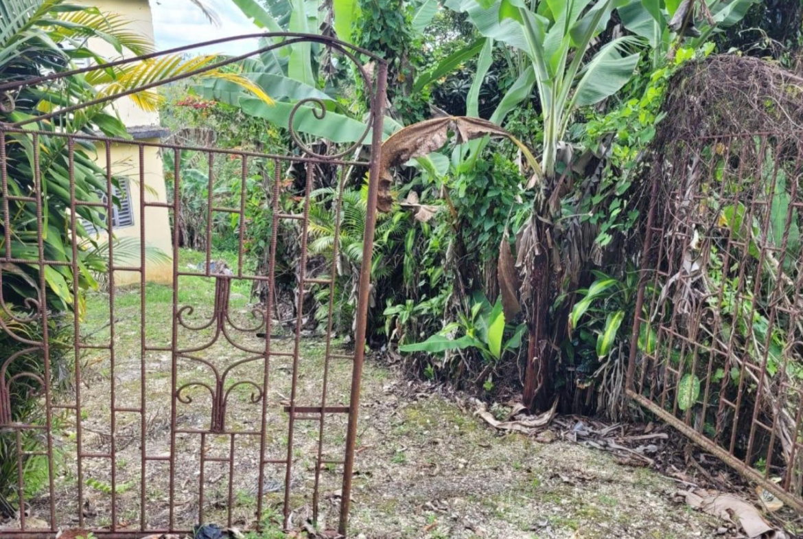 First image of Brothers Retreat, 8702 in GARLANDS, St. James, Jamaica - property is For Sale