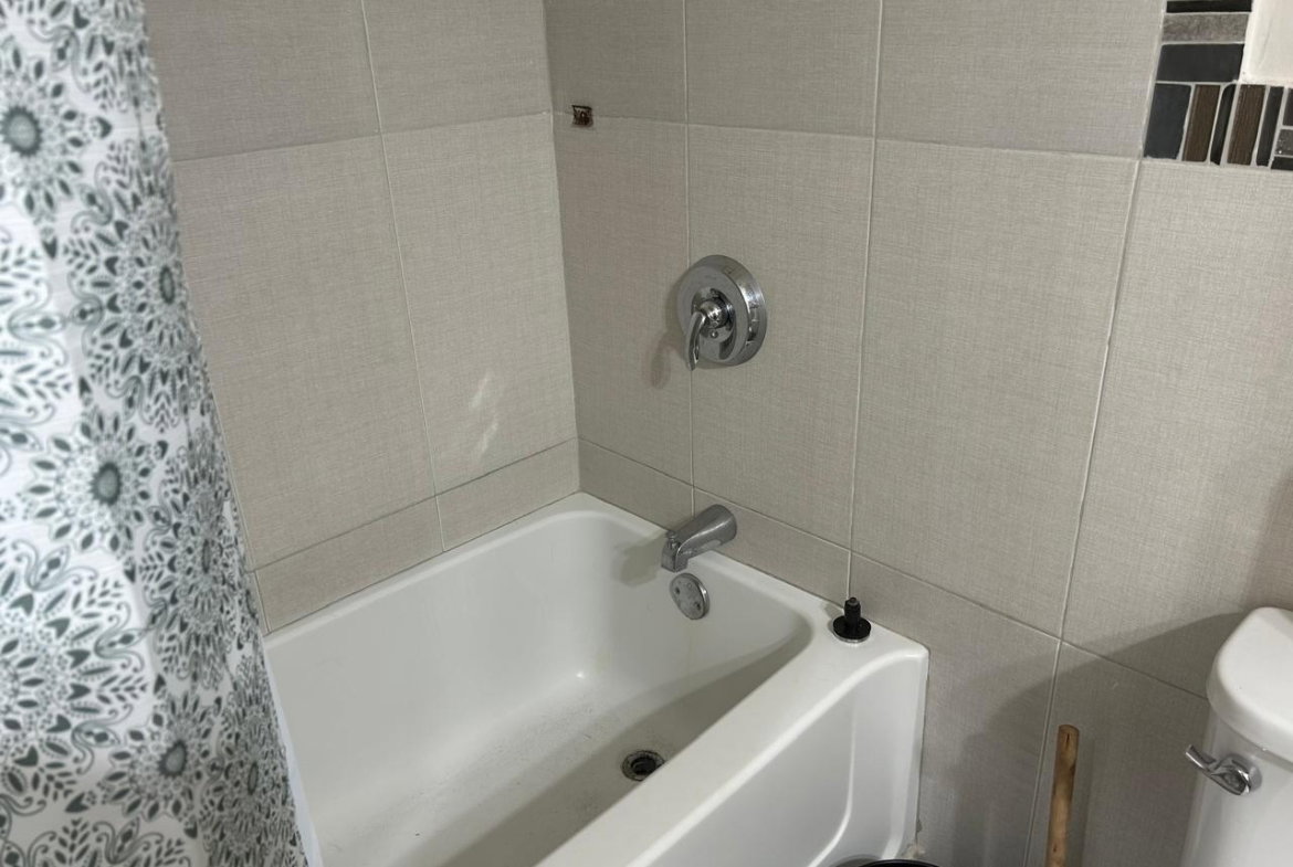 Eighth image of Apt. 28-8 Kingsway in Kingston 10, St. Andrew, Jamaica - property is For Rent