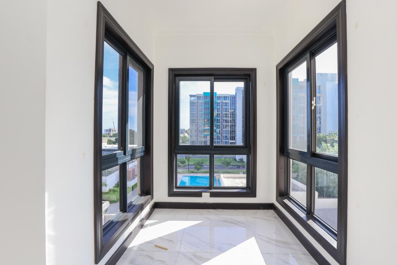 Tenth image of 20- Argyle Road in NEW KINGSTON, St. Andrew, Jamaica - property is For Sale