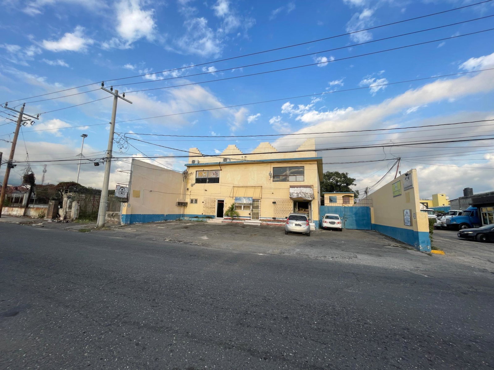 Third image of 52 Studio One Boulevard in CROSS ROADS, St. Andrew, Jamaica - property is For Sale