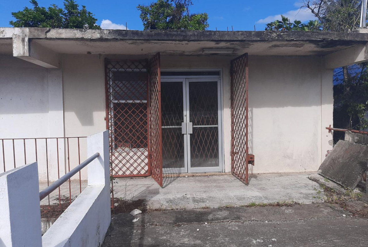 First image of Paisley Ave in May Pen, Clarendon, Jamaica - property is For Sale
