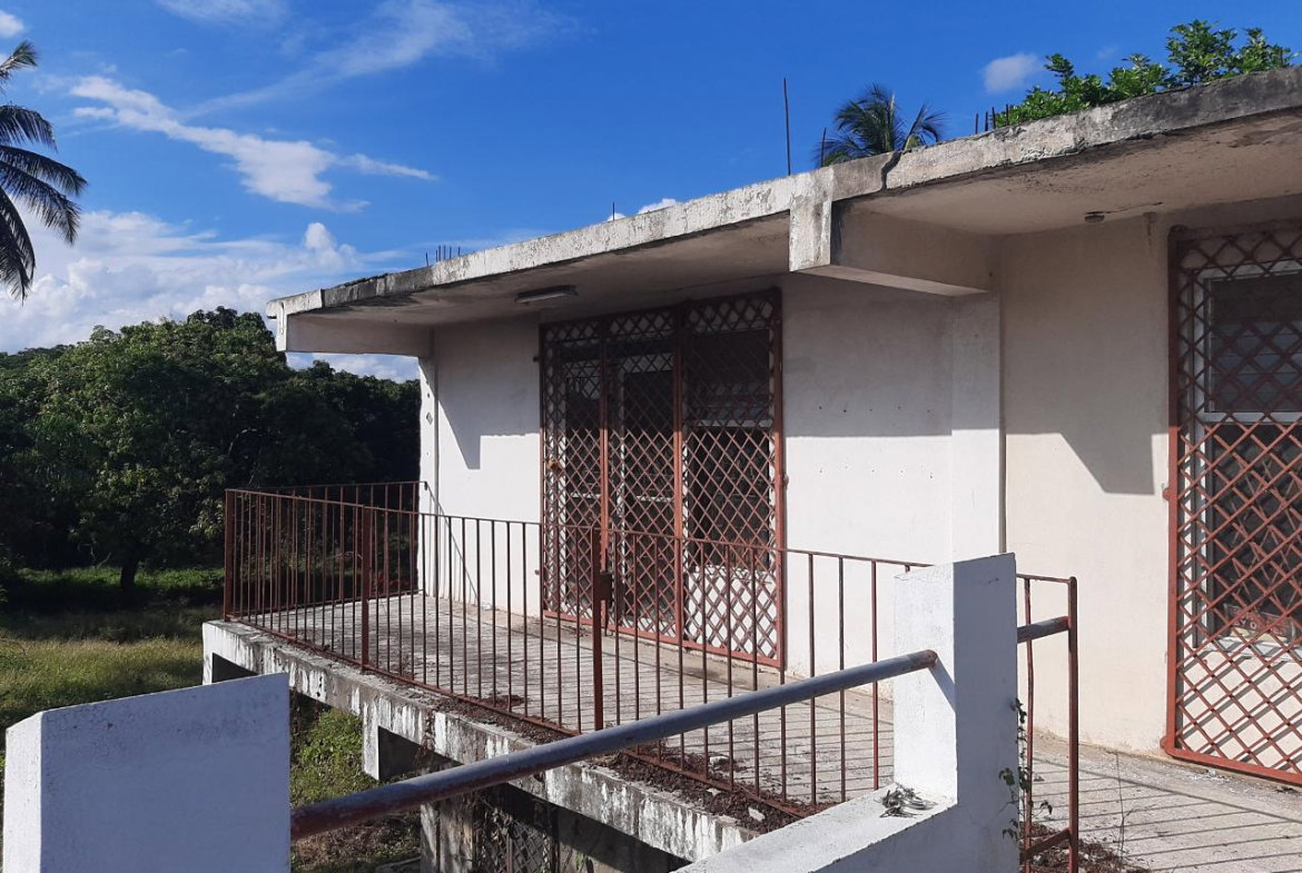 Fourth image of Paisley Ave in May Pen, Clarendon, Jamaica - property is For Sale